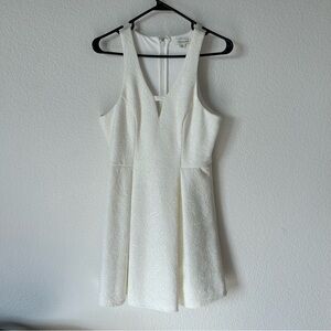 Francesca's Collections Off White V-Neck Bride, Semi, Formal Sheath Mini Dress